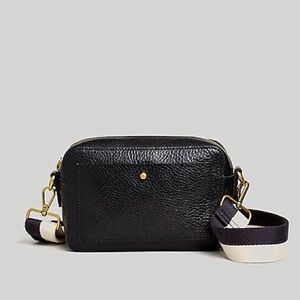 The madewell transport camera bag black
